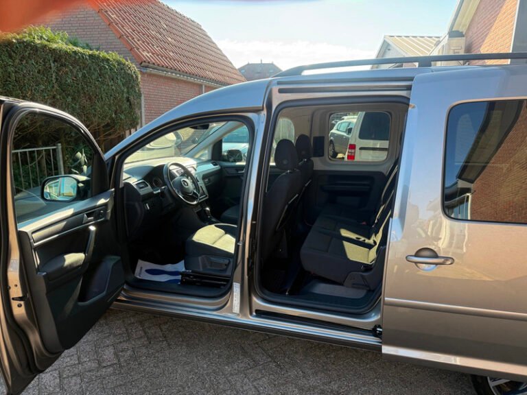 Volkswagen Caddy 1.4 TSI DSG 7p|ACC/TRHK/PDC/CARPLAY|KM 141250 (foto 18)