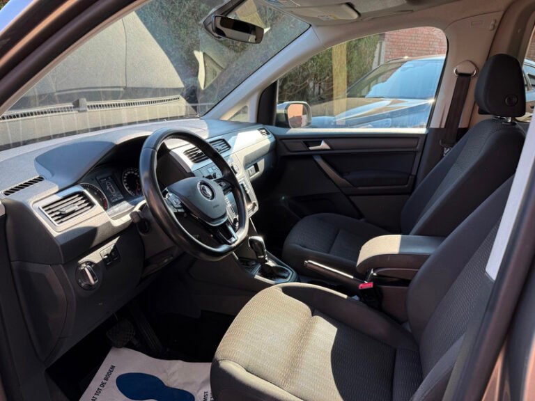 Volkswagen Caddy 1.4 TSI DSG 7p|ACC/TRHK/PDC/CARPLAY|KM 141250 (foto 3)